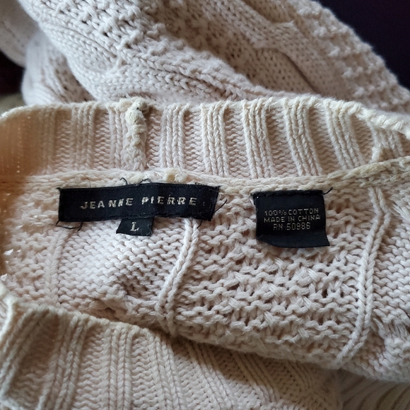 Jeanne Pierre Cable Knit Pocketed Tunic Sweater - Picture 5 of 5